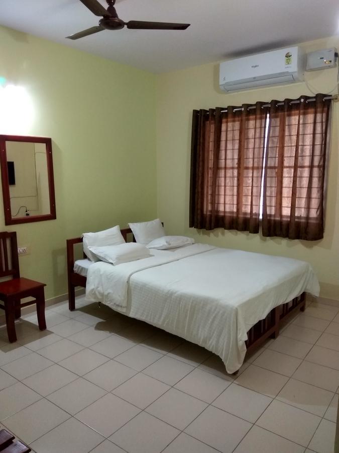 เวกา เรสซิเดนซี่ Hotel บังกาลอร์ ภายนอก รูปภาพ